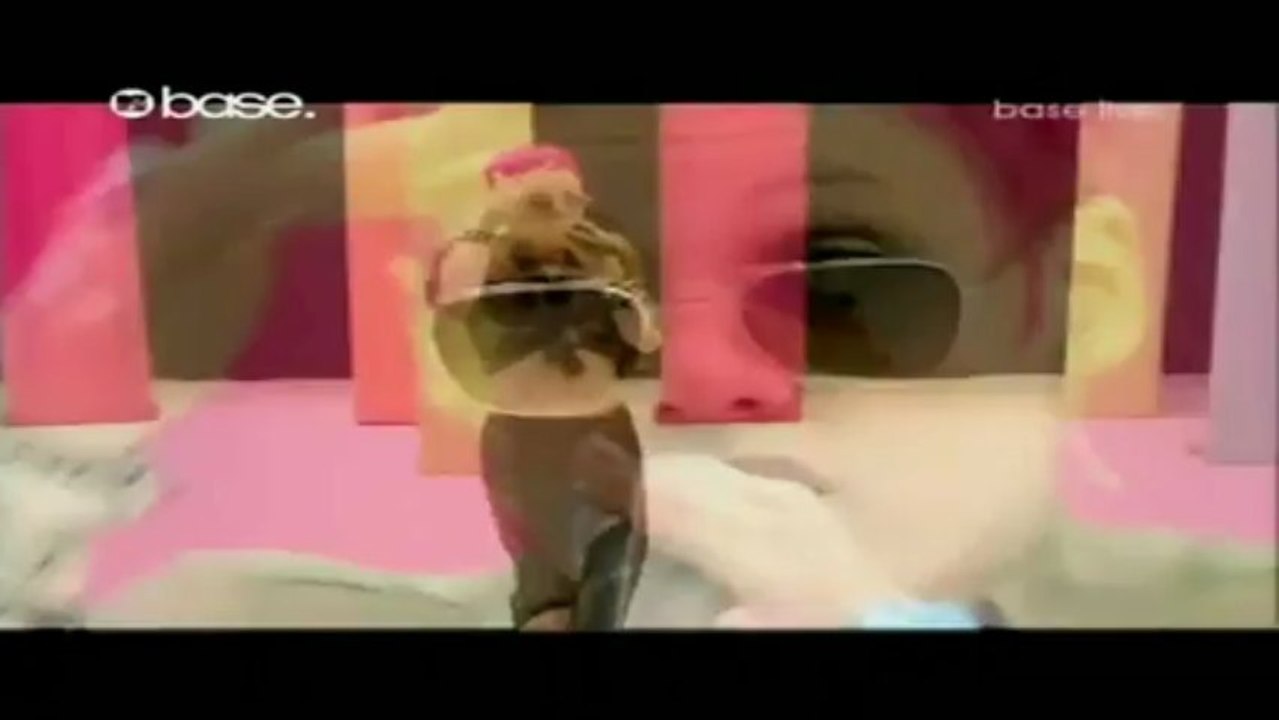 Pink   Split Personality [Live MTV Base]