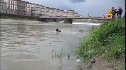 Firenze - Recupero salma in Arno (20.05.13)