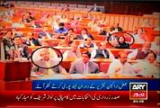 PML N Candidates sleeps During Nawaz Sharif Speech at Alhamra Hall Lahore