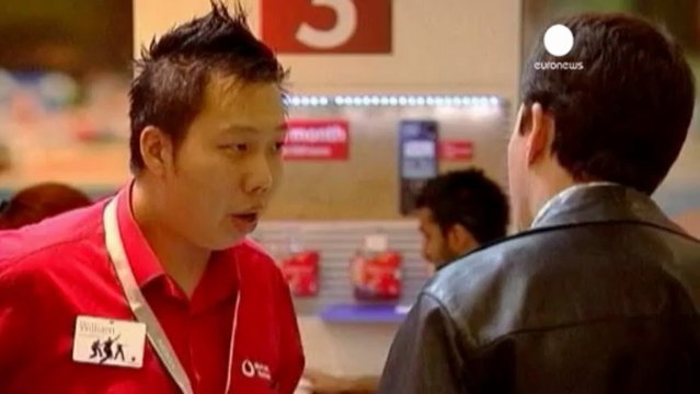 Spagna e Italia frenano Vodafone, profitti in calo del 90%
