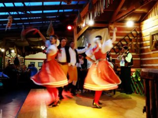 2013-04-18 - Dinner & Show in Prague, Czech Republic
