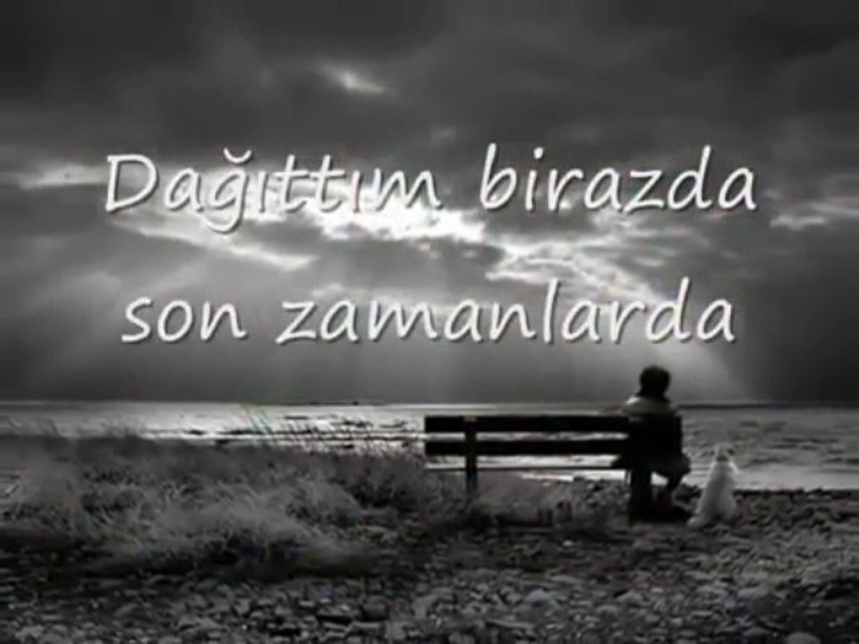 Tuğba Özerk-Çekip Gidesim var Artık Yalan Dünyadan AS