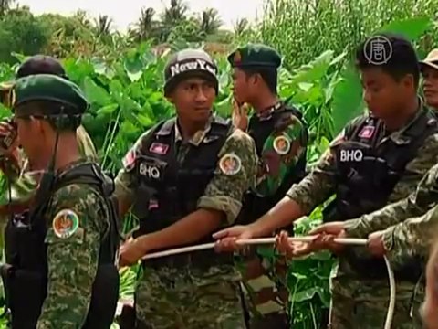 При обрушении фабрики пострадали 24 человека