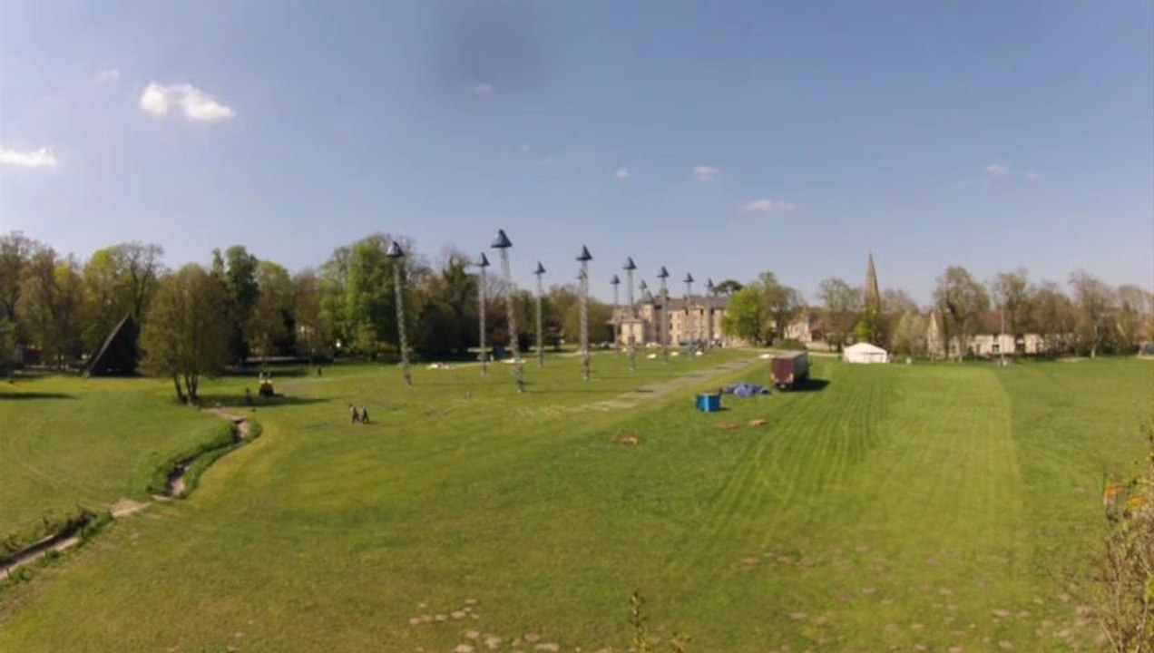 Frat Jambville 2013 - Le montage du chapiteau