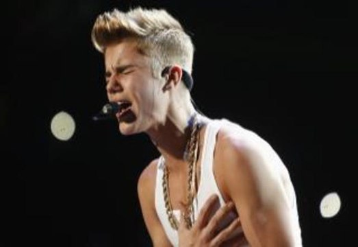 Has The World Stopped Beliebing? Bieber Booed At Billboard Awards