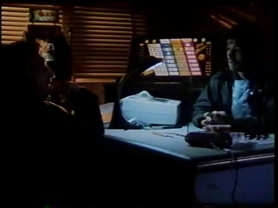 Un sapore di paura aka A Taste for Fear (1988) Tactics