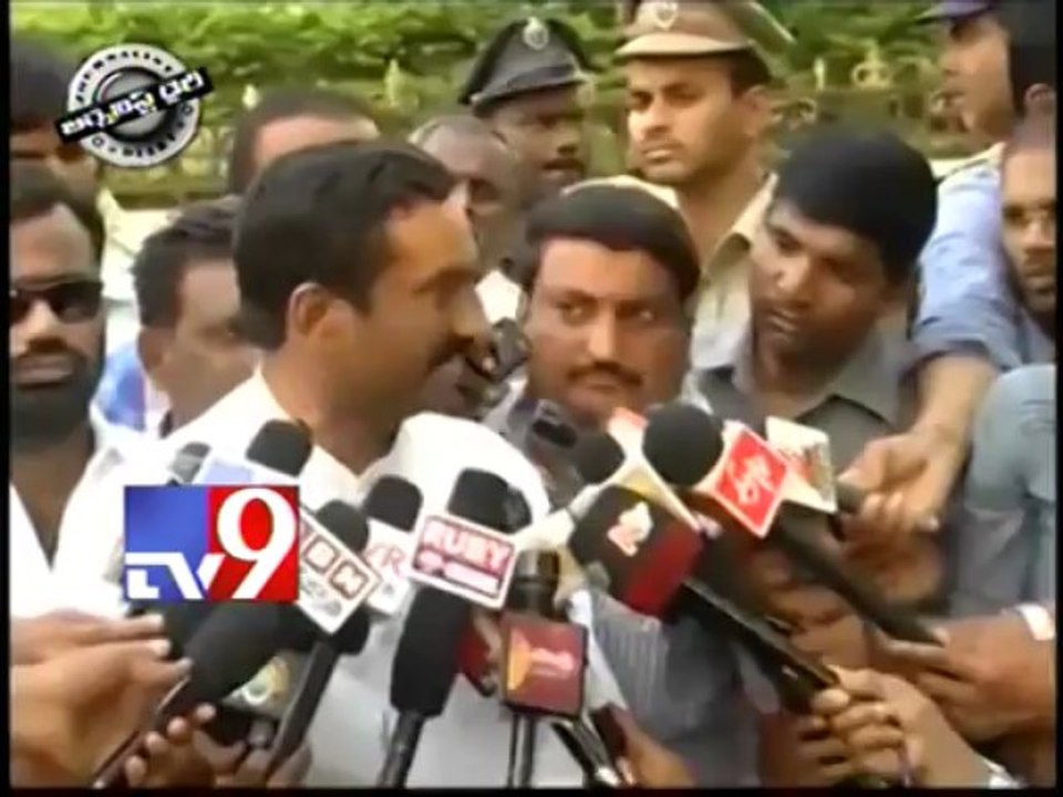 Raghunandan vs TRS - Journalist Diary