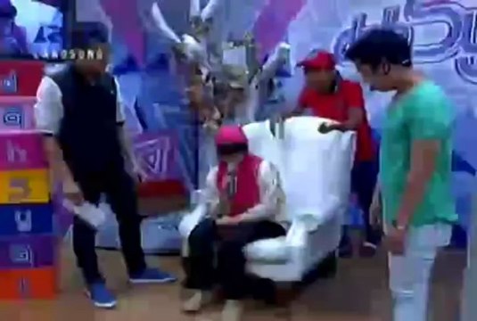 [130521]dahSyat RCTI - Game Spada, Angel Pieters