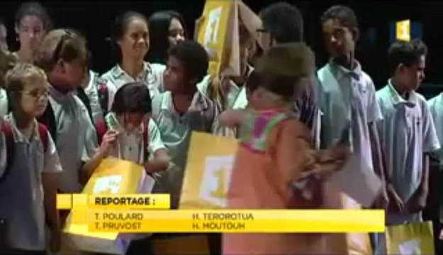 A l'heure du numérique et des écrans tactiles, difficile de donner le goût des livres aux jeunes