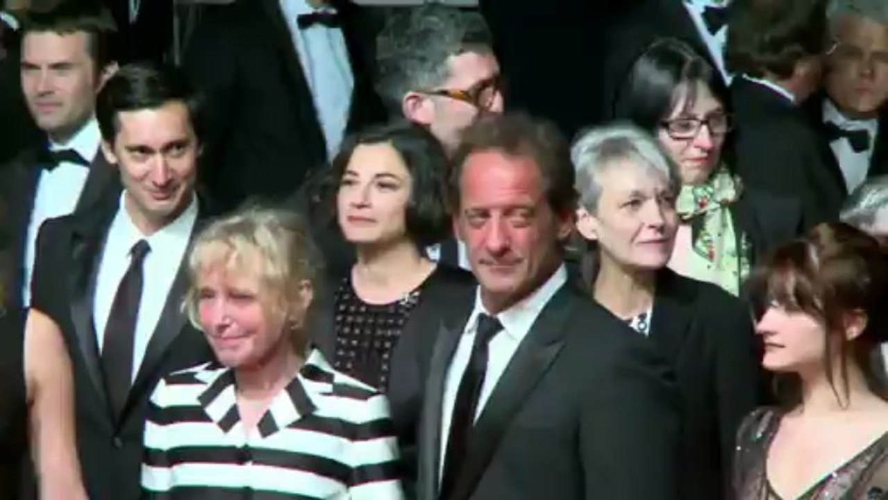 Cannes: Kylie Minogue et Catherine Deneuve sur le tapis rouge