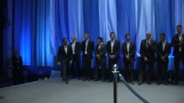 Jos Luhukay bleibt bis 2016 Hertha-Trainer