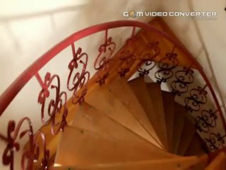 BODRUM KADIKALESİNDE DENİZE SIFIR SİTEDE MANZARALI TRİPLEX VİLLA