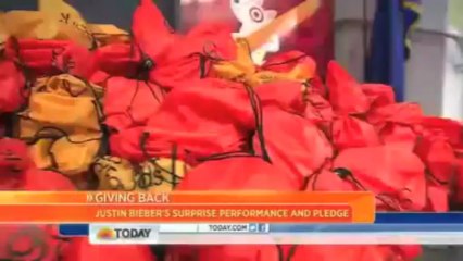 Justin Bieber visita Whitney Elementary School