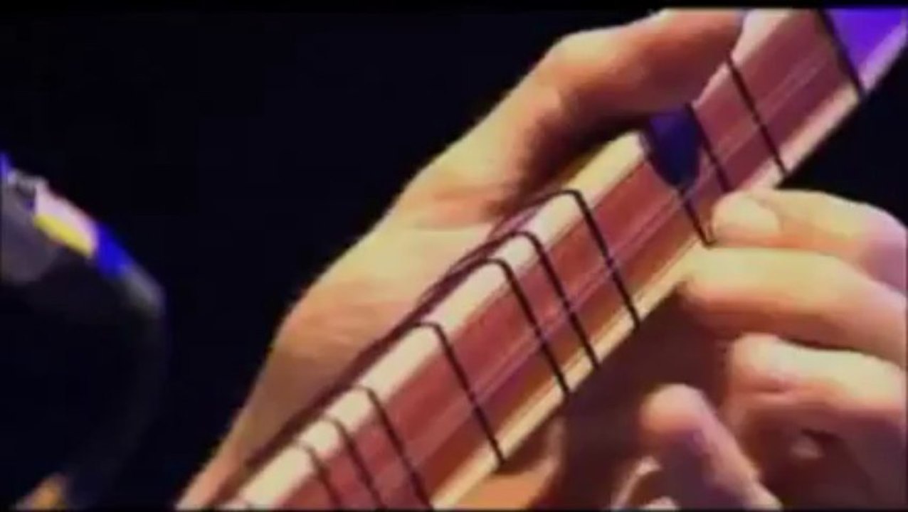 Kardeş Türküler - Gülüşün Gülden Güzel - (2002)