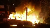 Carros incendiados em Estocolmo