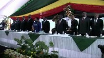 Mugabe signs new Zimbabwe constitution into law