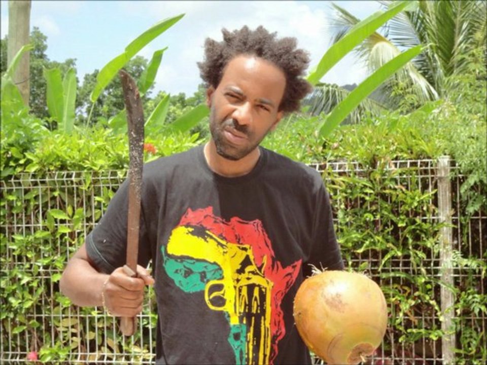 Bewes Indies "Chèché Pwoblem"