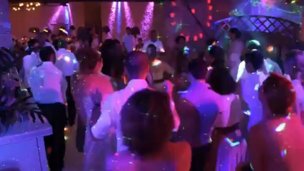LA VALLEE AUX PAGES SALLE DE RECEPTION MARIAGES HEBERGEMENT VOISIN LE BRETONNEUX  BOUGIVAL MEULAN