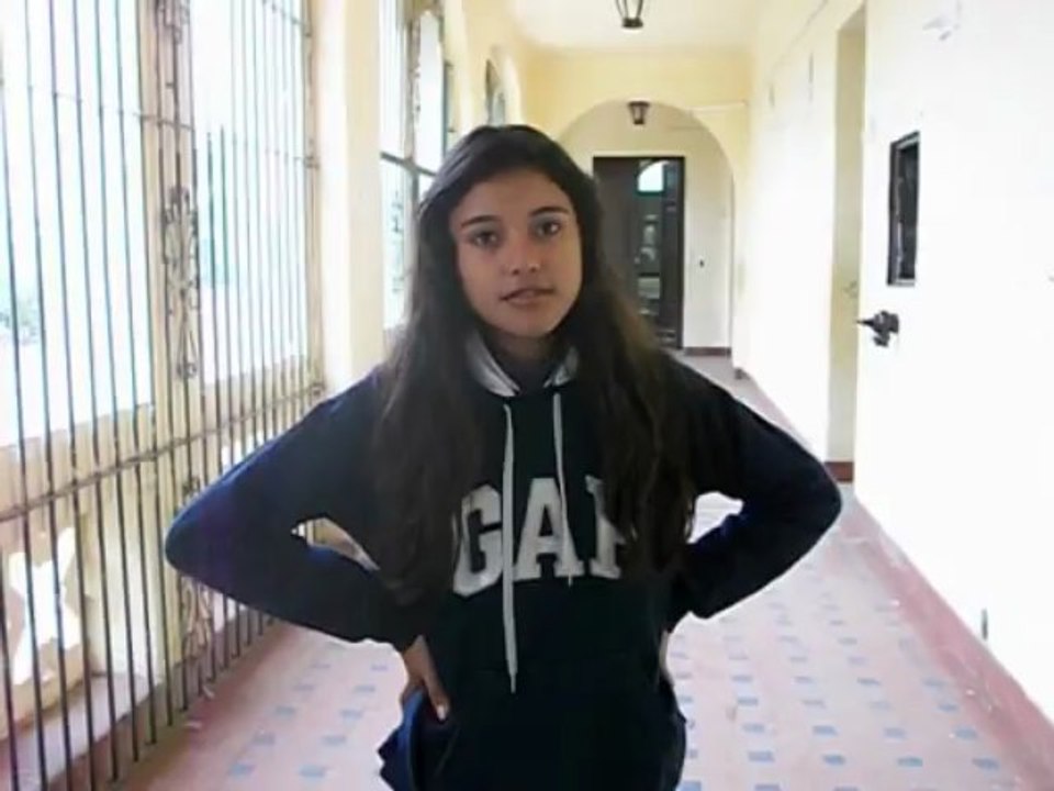 Melisa Saavedra saluda a su par de Alemania
