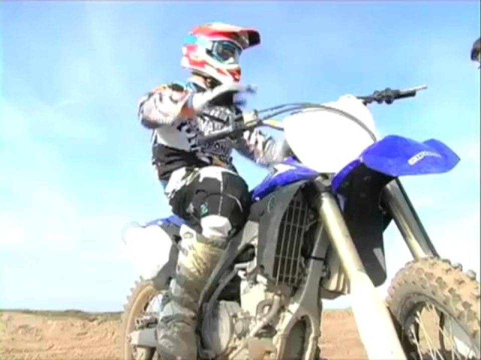 Moto - Premiers contacts de Timoteï Potisek avec l'YZ450F 2010