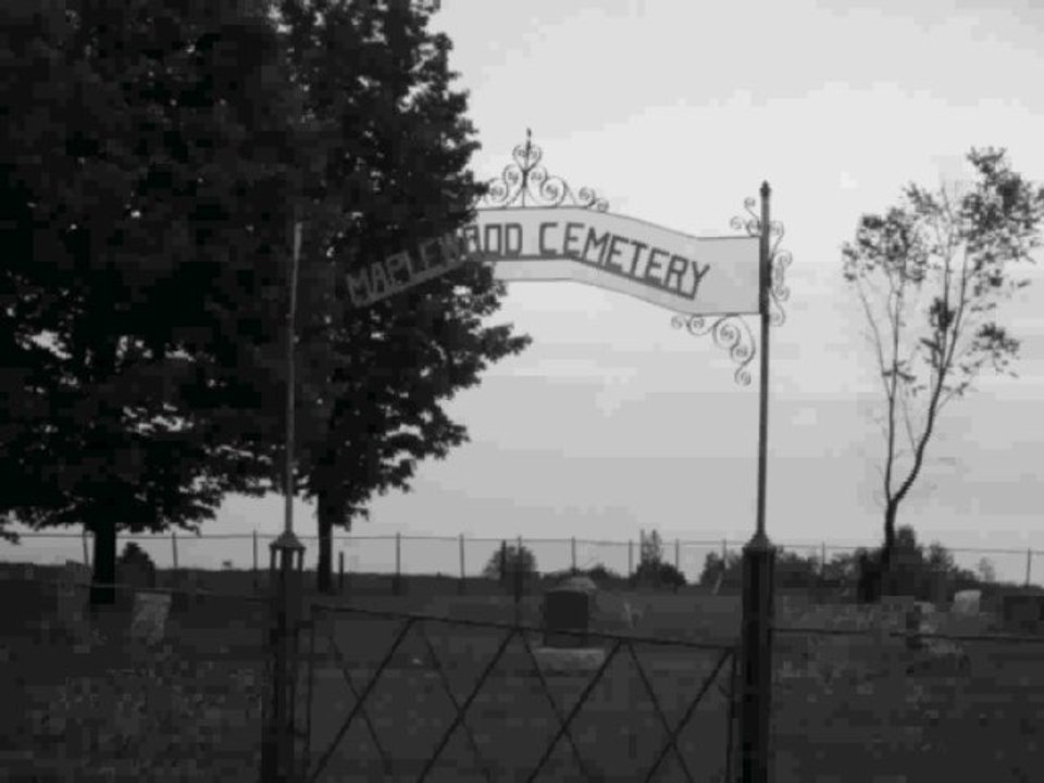 «QC'z/AR» LIVE at MAPLEWOOD CEMETERY |HD|