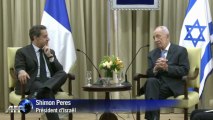 Le président israélien Shimon Peres reçoit Nicolas Sarkozy