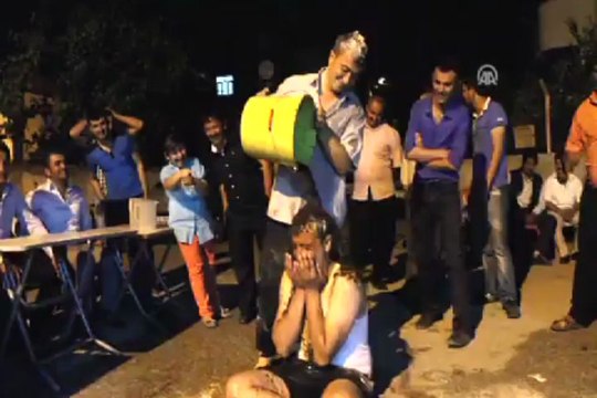 Damada gelenek eziyeti