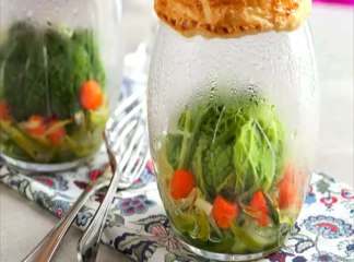 Coussinets de chou farci au foie gras et perles de carotte