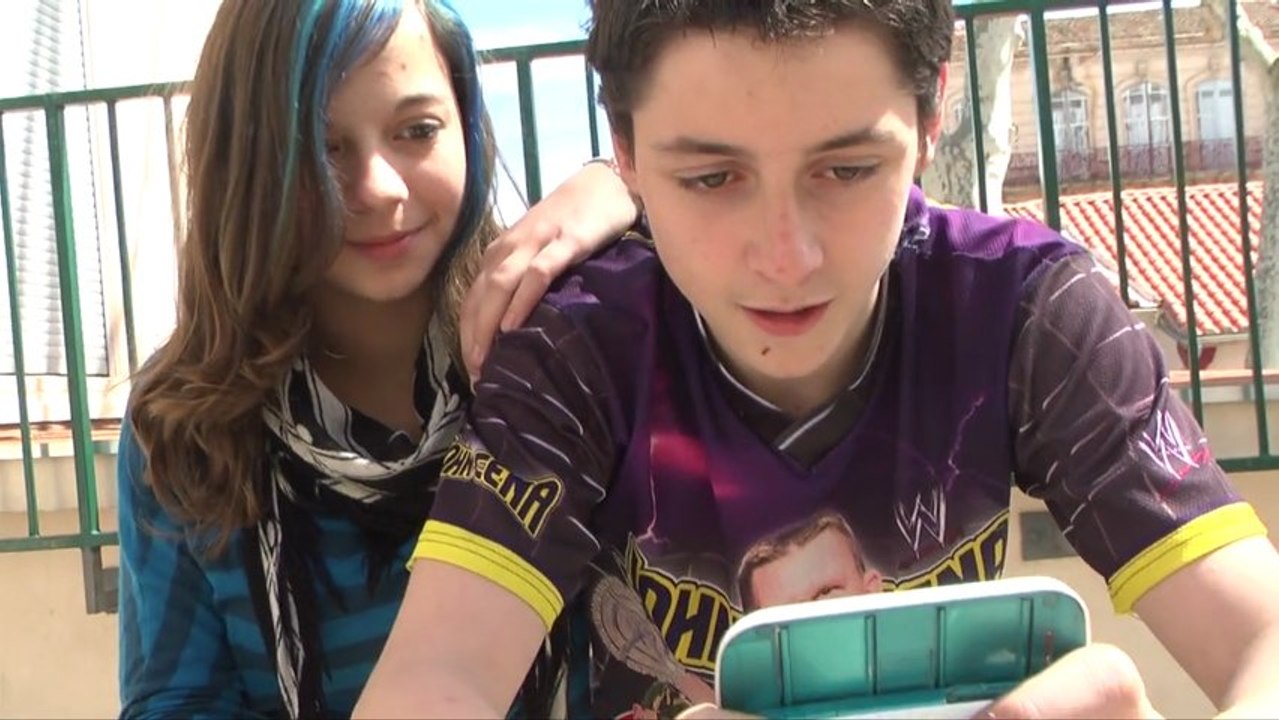 "J'aime", un film sur les dangers du net et l'usage des réseaux sociaux, réalisé par les collégiens du collège Cité de Narbonne.