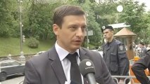 Ukrainian PM reverses journalist ban in wake of protest