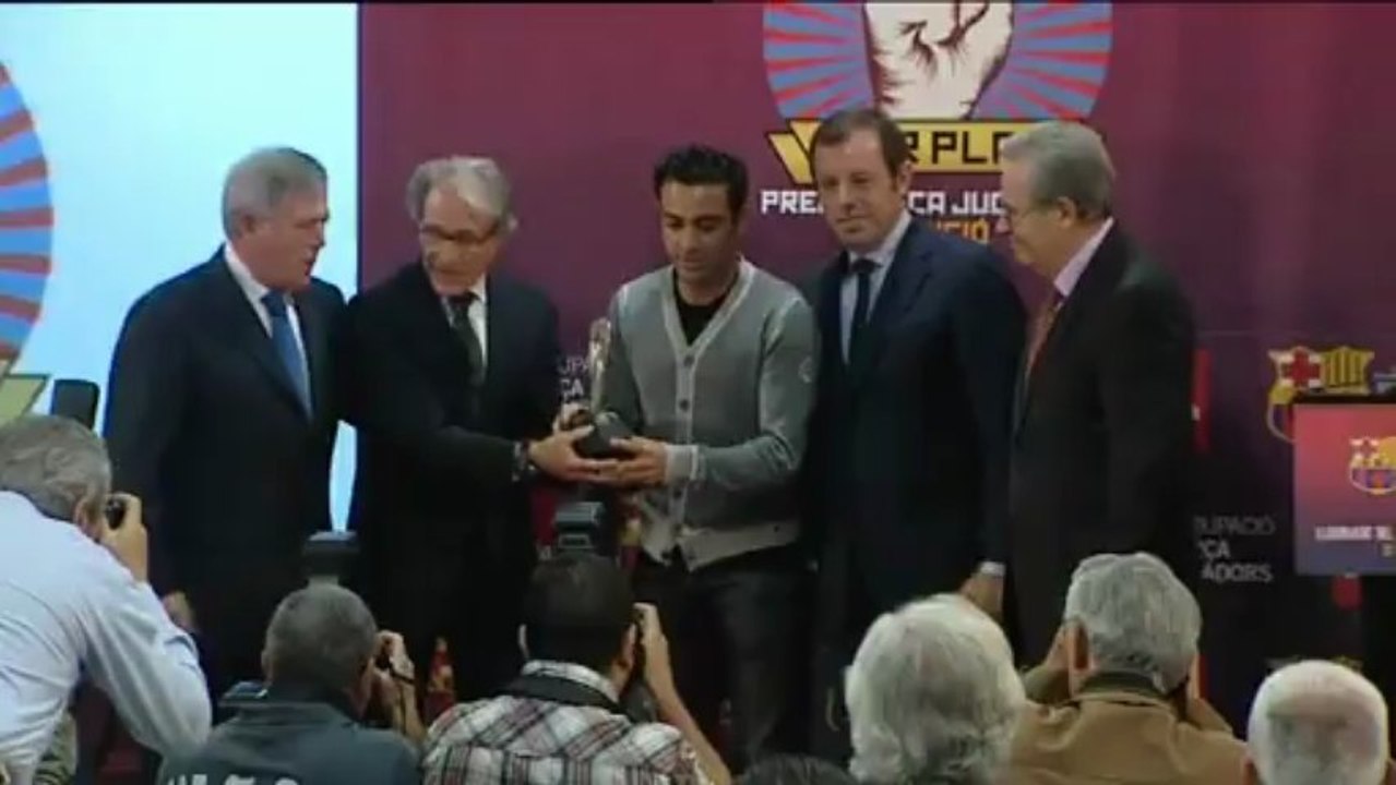Barça prepares for season's final matches whilst Xavi receives Fair Play Award