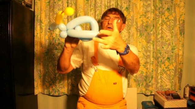 spectacle28.com fred clown magicien ballons sculptes SARTHE LOIRET CHER INDRE VIENNE