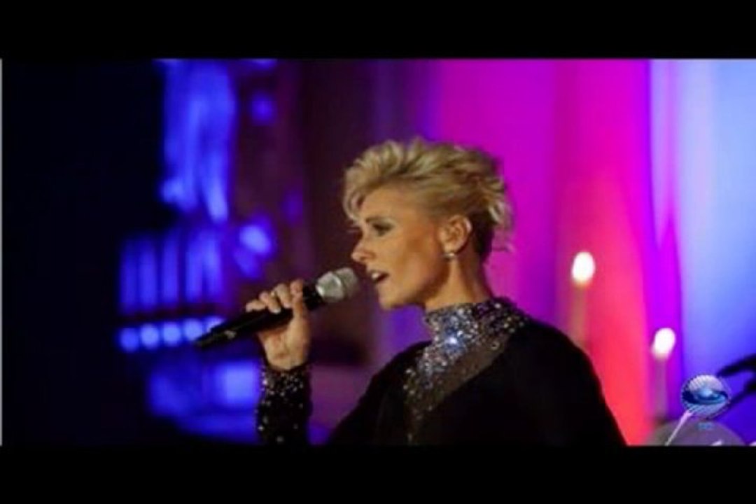 Het kleine dorp - Dana Winner