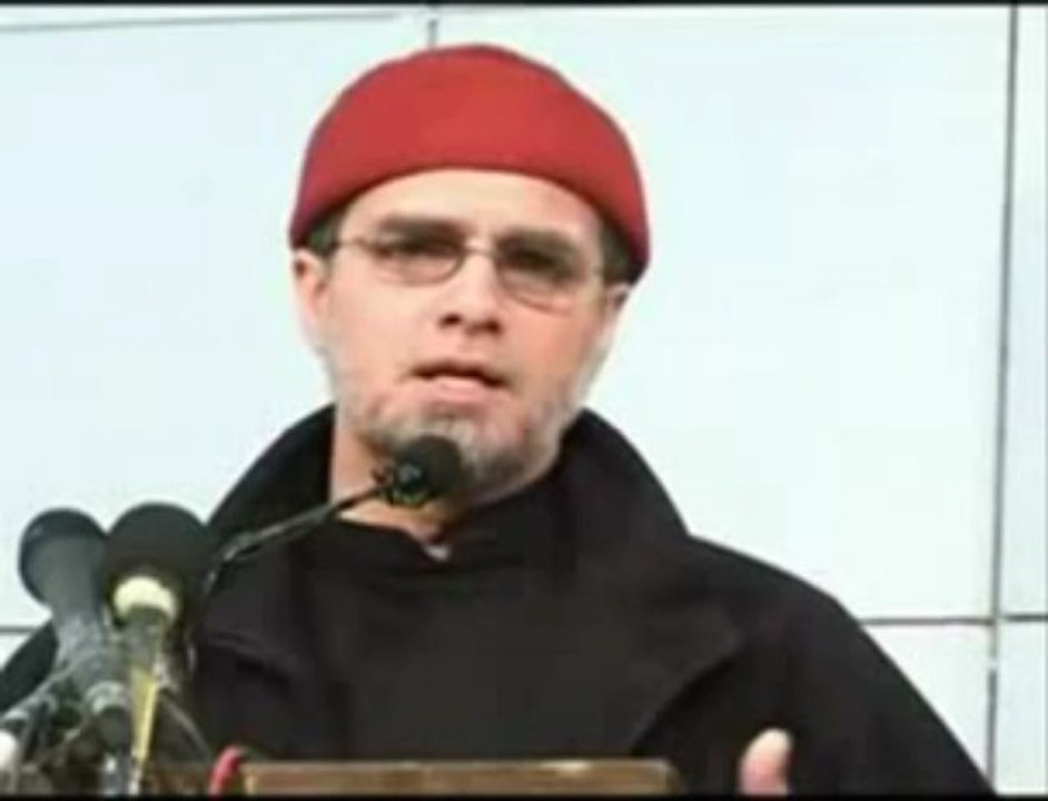 Pakistani Zaid Hamid Won Prestigious Indian comedy show