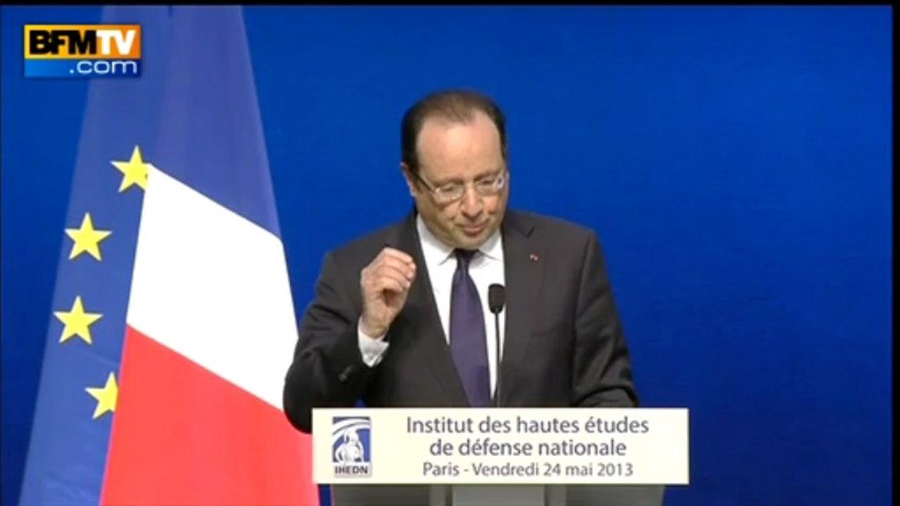 Hollande a confirmé la suppression de 24.000 postes dans l'armée d'ici 2019- 24/05