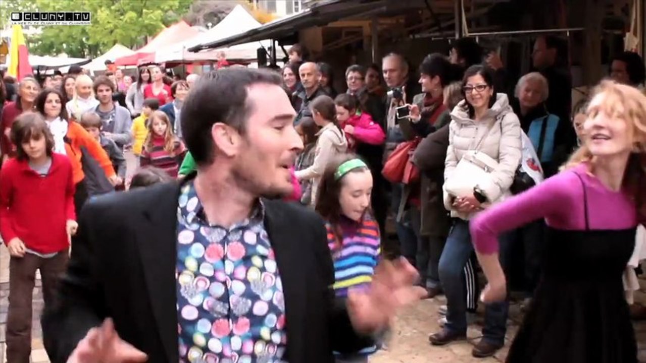 Flash Mob Cluny 2013