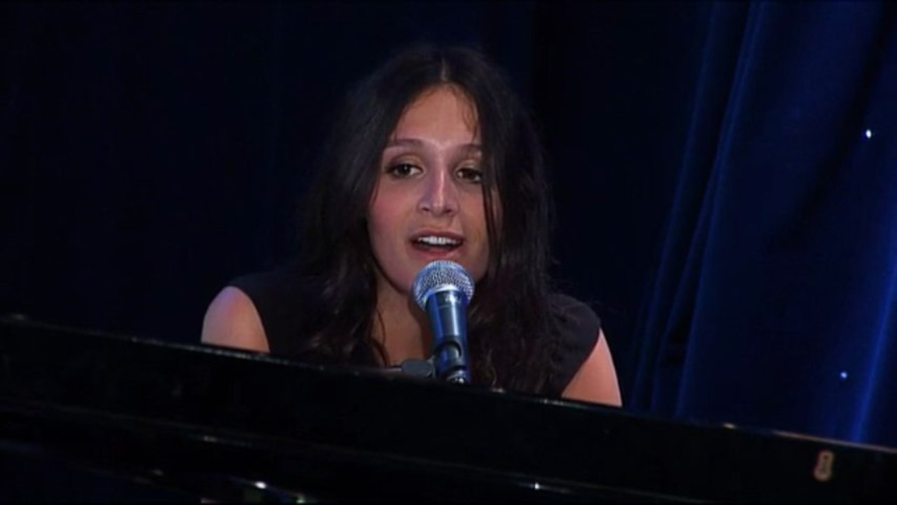 VIDEO – Pauline, Je parle je parle