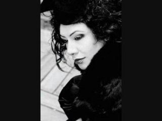 Işın Karaca - Vurgunum