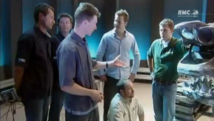 Duels sauvages - Crocodile marin contre grand requin