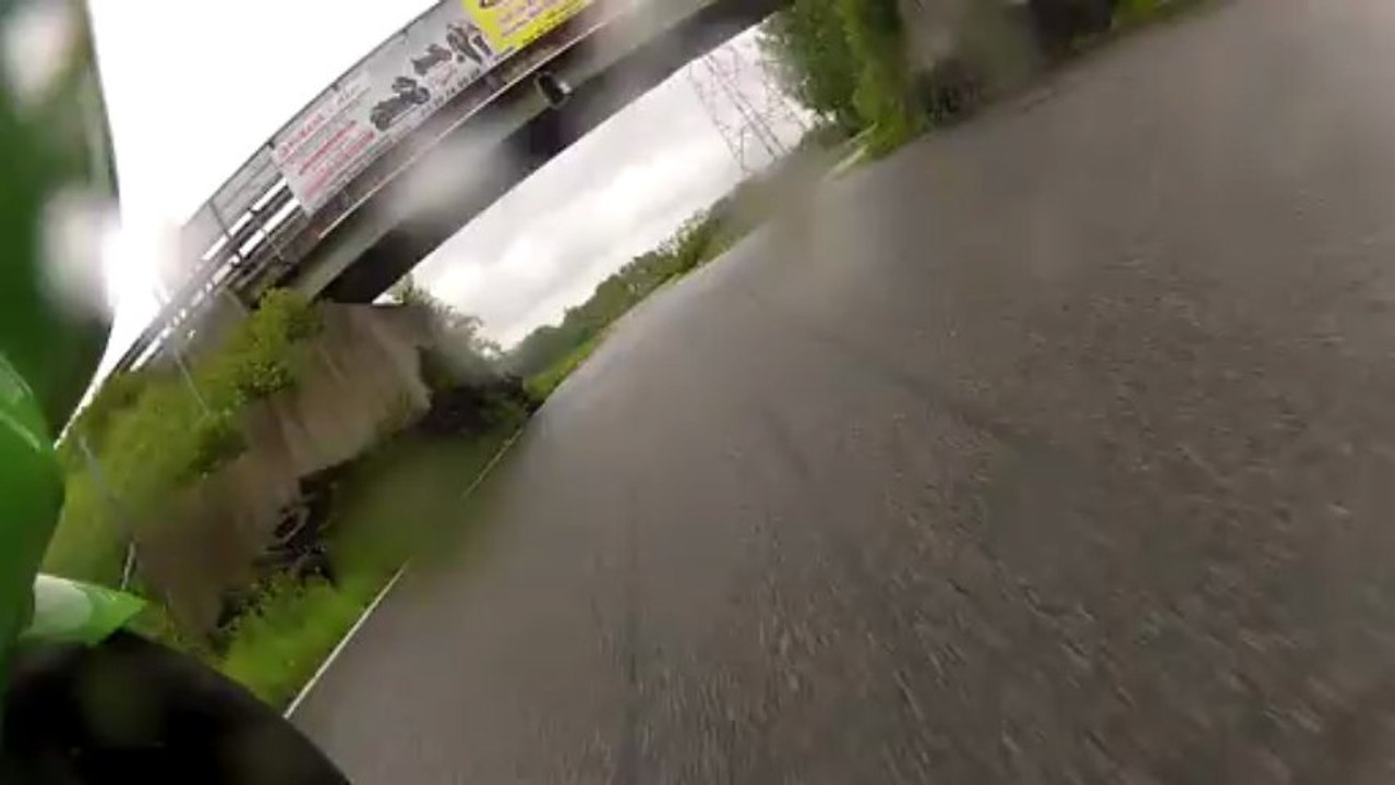 Le 24.05.2013 sous la pluie vidéo 2/4