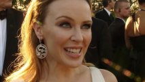 Kylie Minogue commends Angelina Jolie over breast surgery