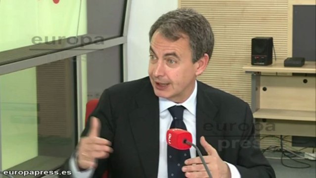 Zapatero admite que debería haber reconocido antes la crisis