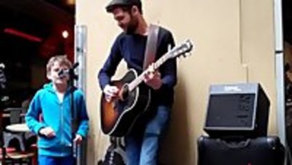 Kid Randomly Sings Passenger's "'The Wrong Direction" With Street