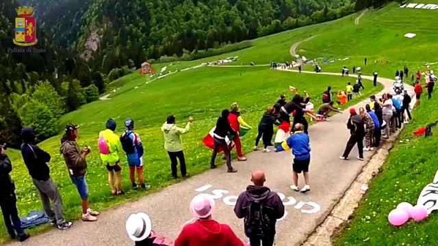 Polizia di Stato - Immagini e parole dalla scorta del Giro d'Italia 2013 (23.05.13)