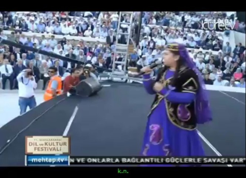 10 Atiyi karanlık görerek Azerbaycan İZMİR açılış 11. Türkçe Olimpiyatı