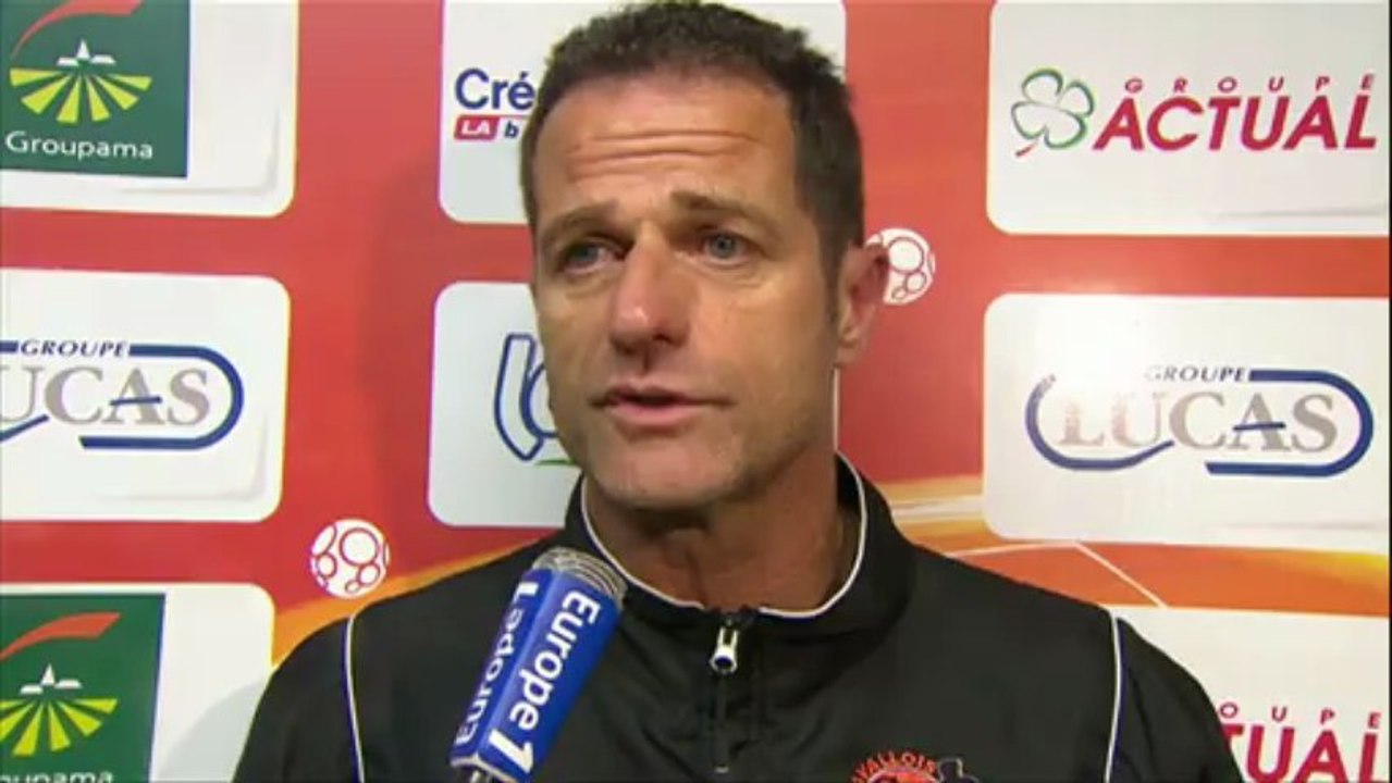 Conférence de presse Stade Lavallois - Châteauroux : Philippe  HINSCHBERGER (LAVAL) - Didier THOLOT (LBC)