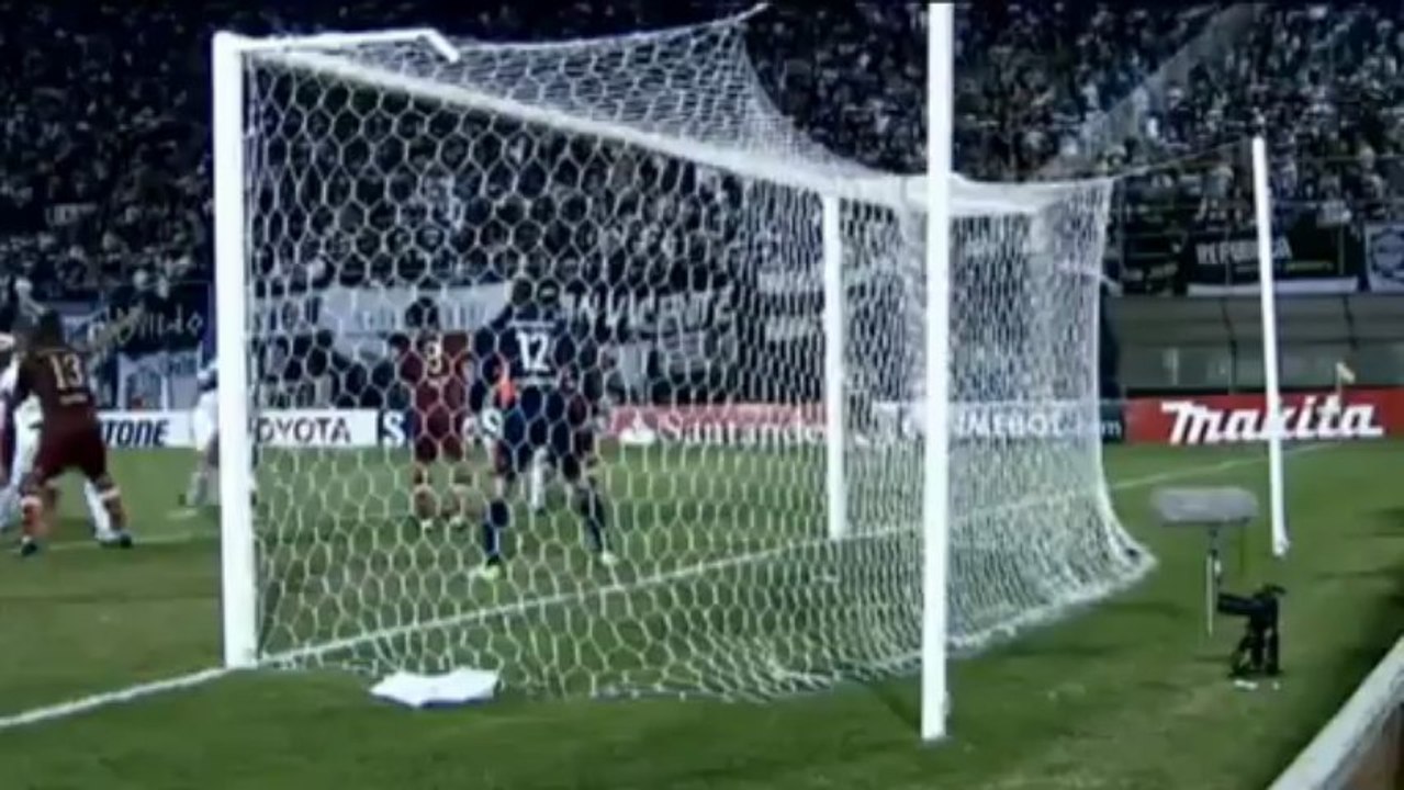 Copa Libertadores: Freistoß-Unterricht mit Olimpias Salgueiro