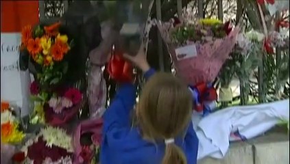 Hommages et révélations à Londres après le meutre d'un soldat