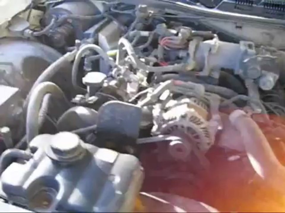 2005 Ford 4.6L Start up and idle