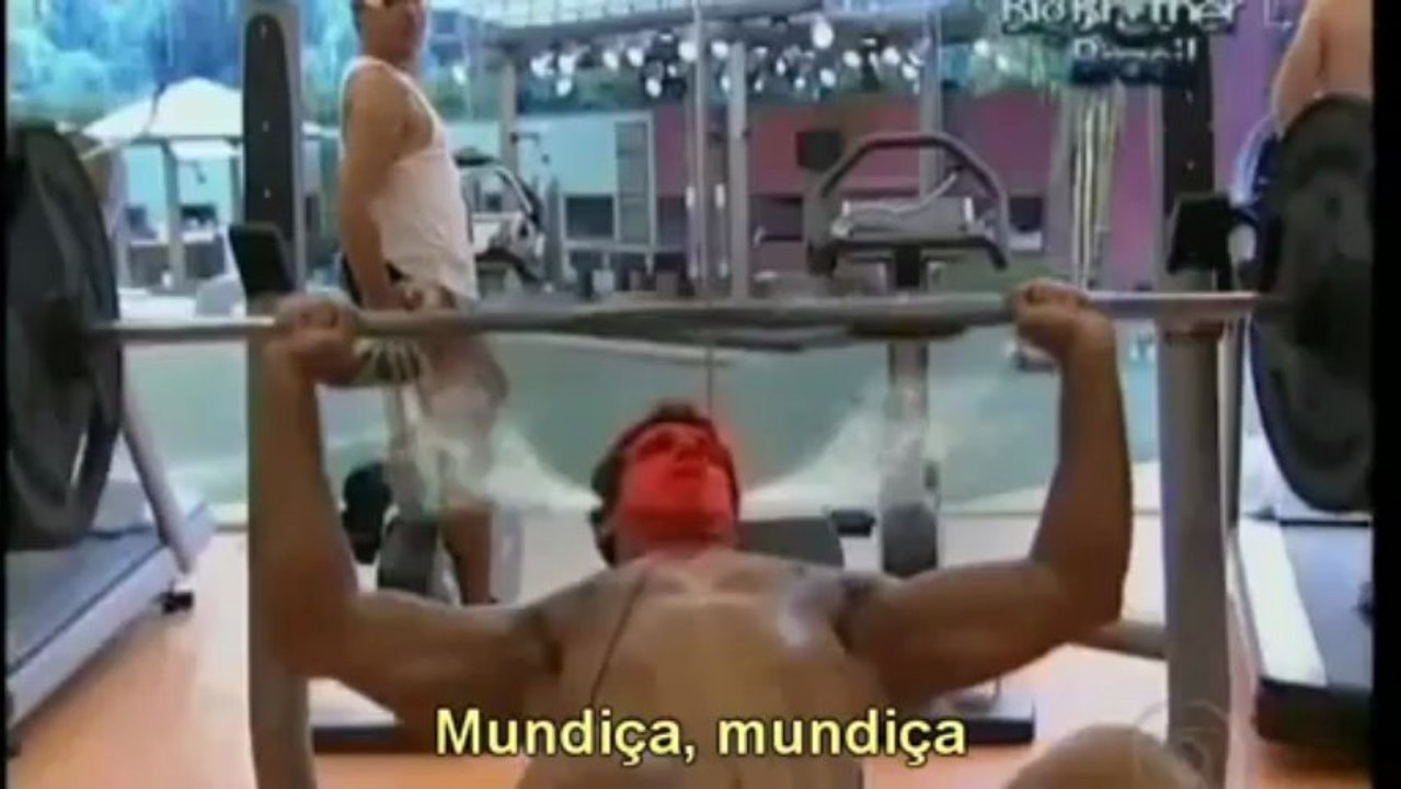 SCARPELLY   CLIP PEITO DE GARÇA